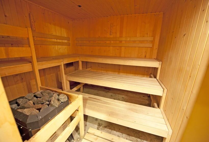 فندق White Crystal Inn