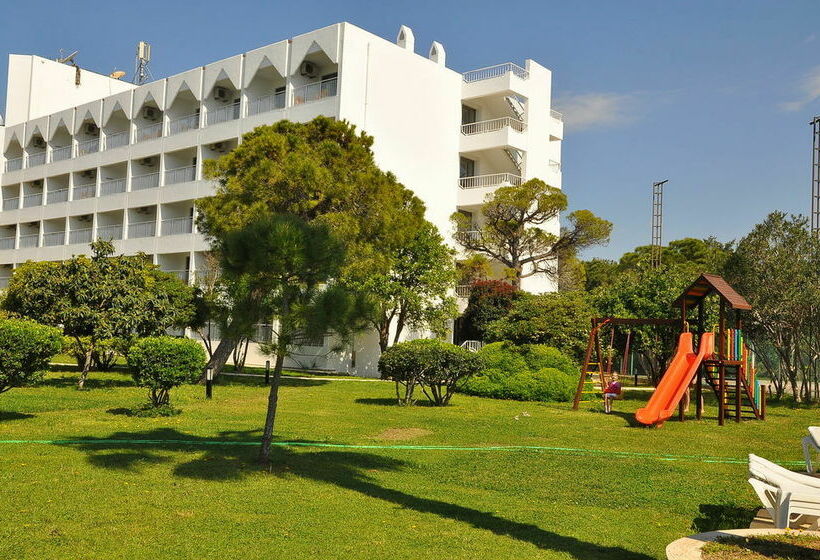 Hotel Serra Park