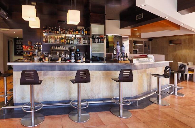 هتل Apartamentos Dabarca