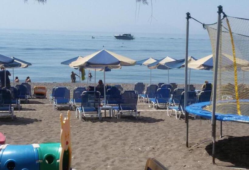 בית מלון כפרי Aphrodite Beach