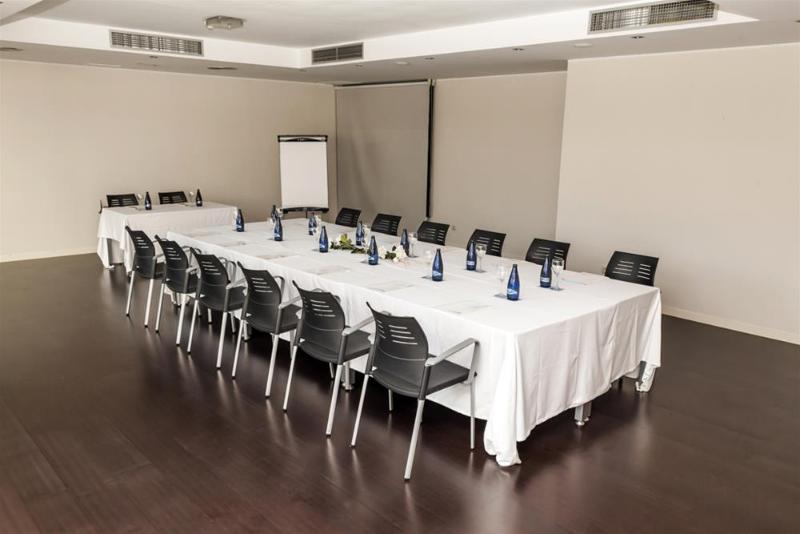 هتل Balneario Playa De Comarruga