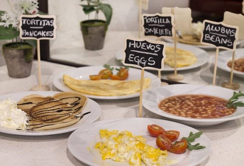 هتل Casa Palacio Pilar Del Toro