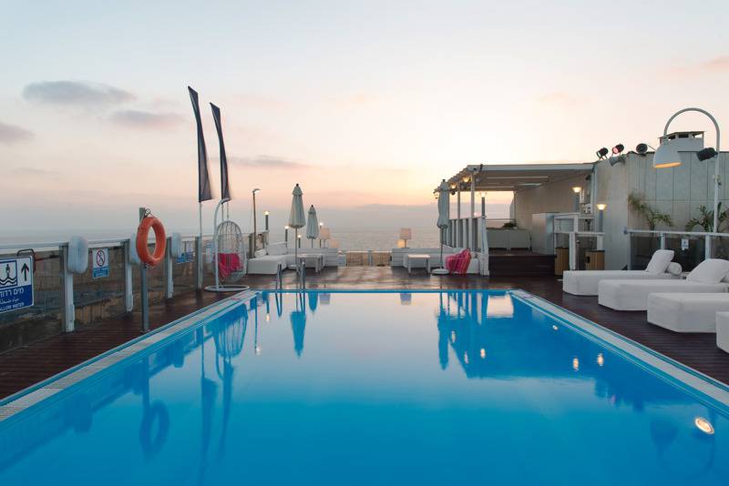 ホテル Leonardo Gordon Beach