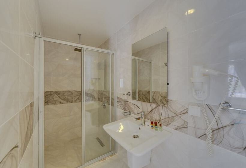 هتل Marcan Beach Adult Only