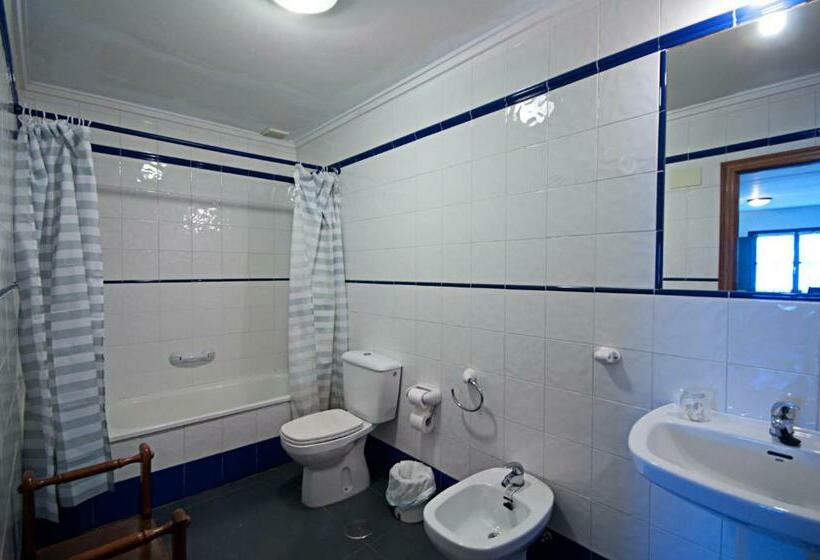 هتل روستایی Las Chimeneas