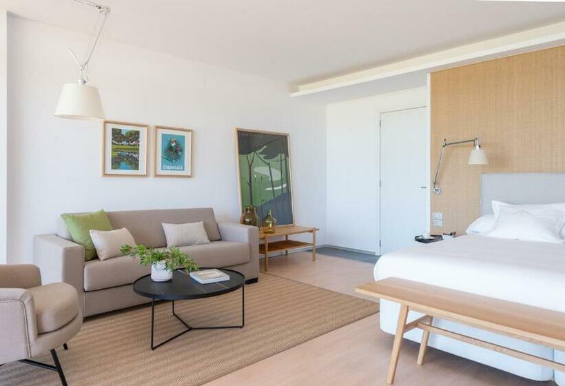 فندق Empordà Golf Resort