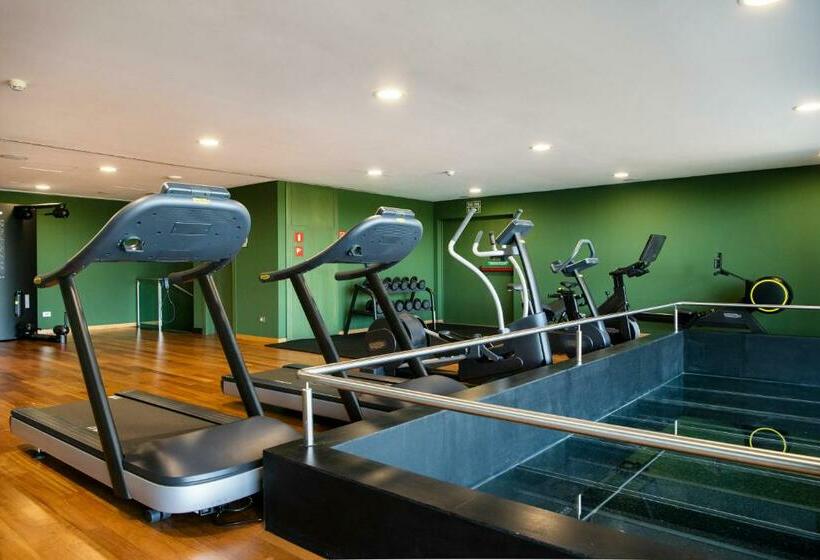 فندق Empordà Golf Resort