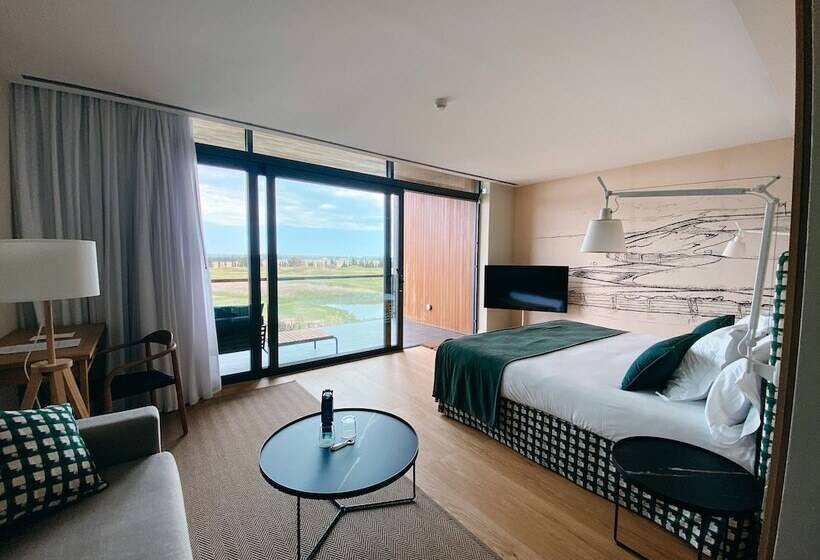 Отель Empordà Golf Resort