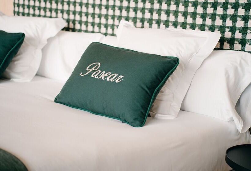 Отель Empordà Golf Resort