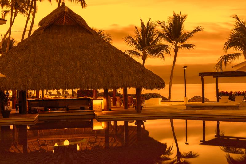 فندق Vista Vallarta All Suites On The Beach