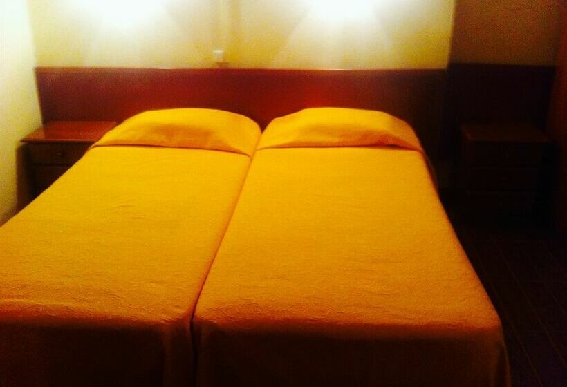 پانسیون Casa de Hóspedes Modelo