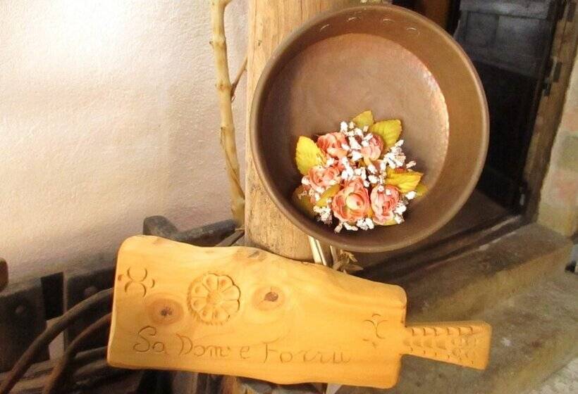 Sa Dom E Forru