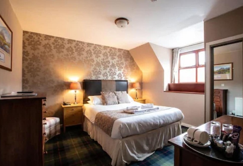 فندق Cairndow Stagecoach Inn