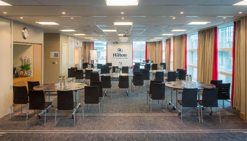 هتل Hilton London Canary Wharf