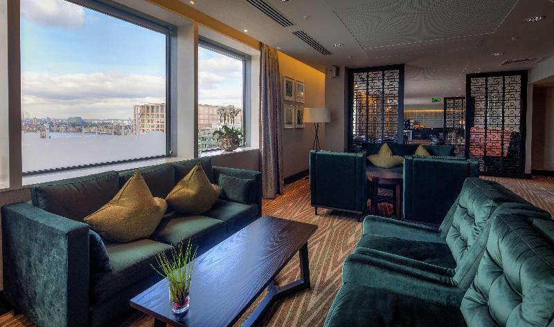 هتل Hilton London Canary Wharf