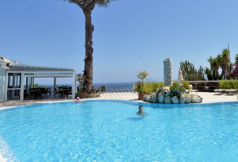 فندق L'approdo