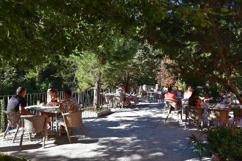 هتل Les Jardins De La Glaciere