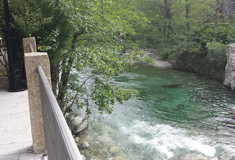 هتل Les Jardins De La Glaciere