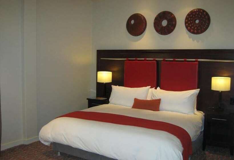 בית מלון כפרי Mondior At Emperors Palace