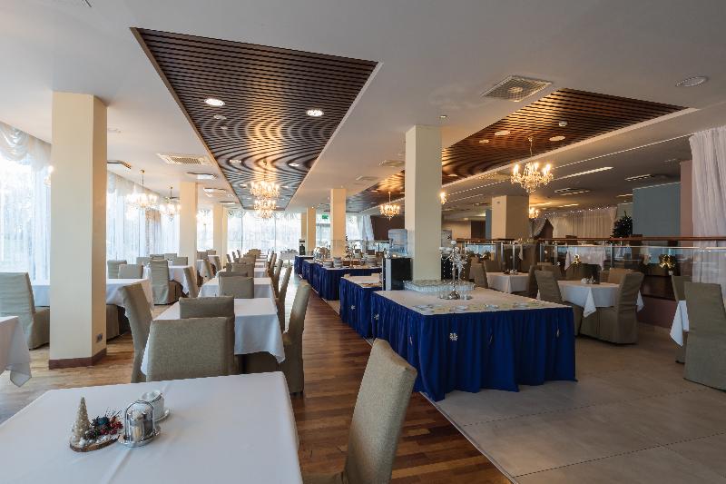 Riga Islande Hotel With Free Parking