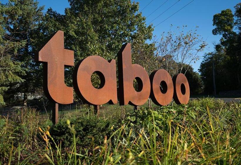 호텔 Taboo Muskoka