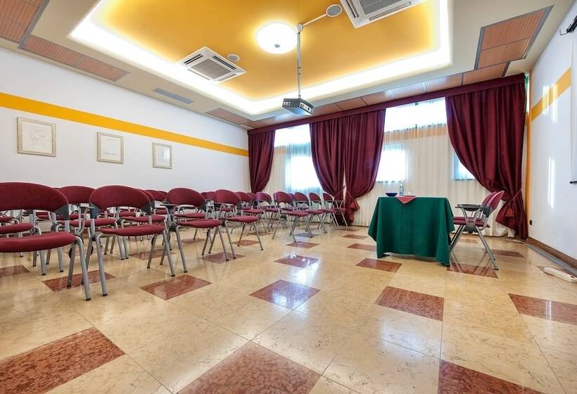 בית מלון כפרי West Point Airport