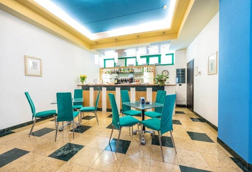 בית מלון כפרי West Point Airport