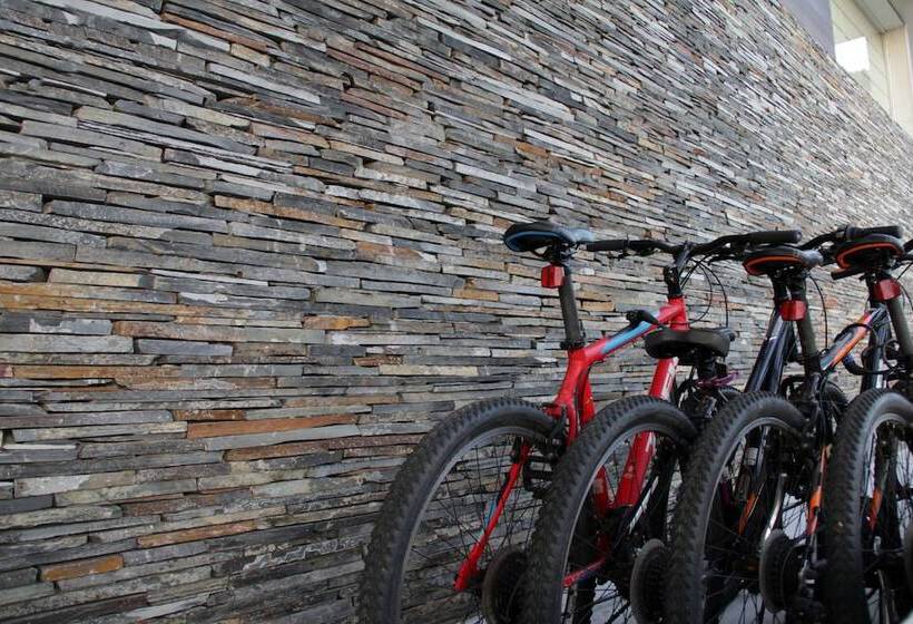 فندق Awa Boutique + Design