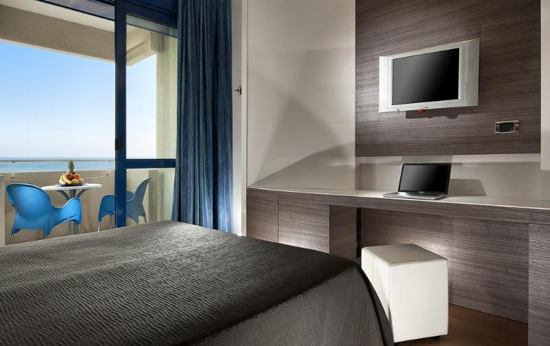 هتل Baltic Riccione Fronte Mare