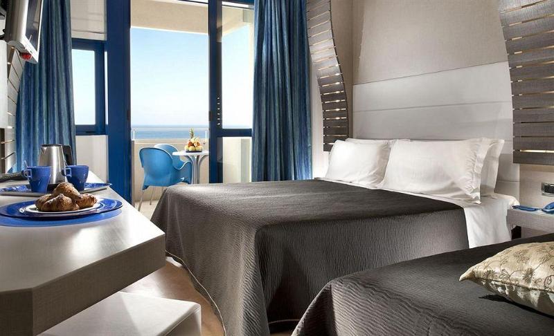 هتل Baltic Riccione Fronte Mare