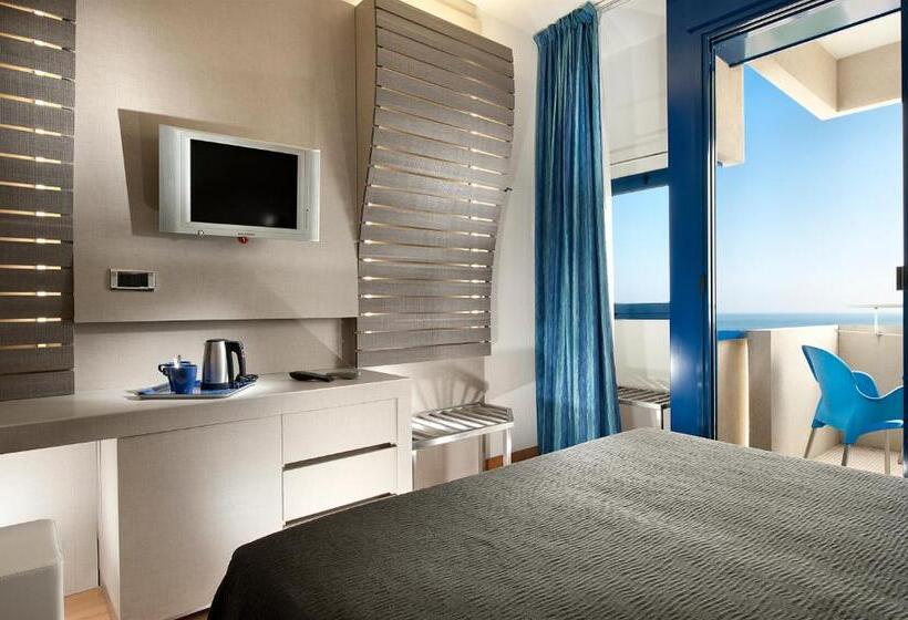 هتل Baltic Riccione Fronte Mare