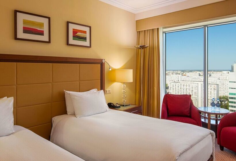 هتل Hilton Warsaw City