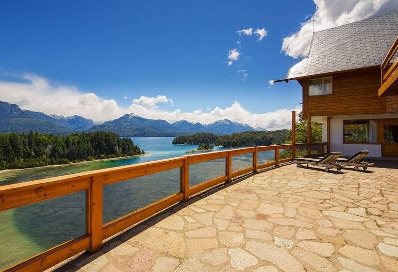 هتل Hostería Isla Victoria Lodge