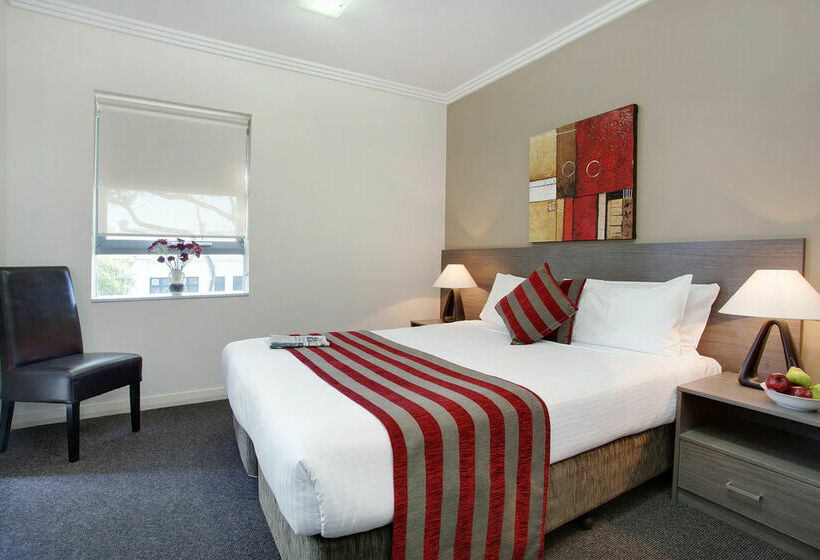 هتل Quality Apartments Camperdown