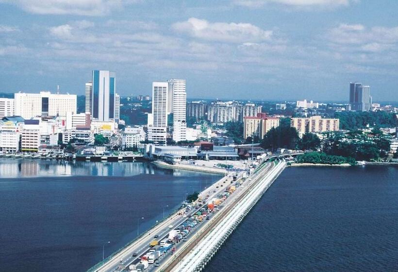 فندق Berjaya Waterfront