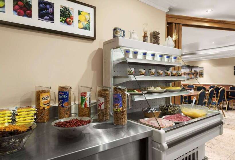 هتل Days Inn Hyde Park