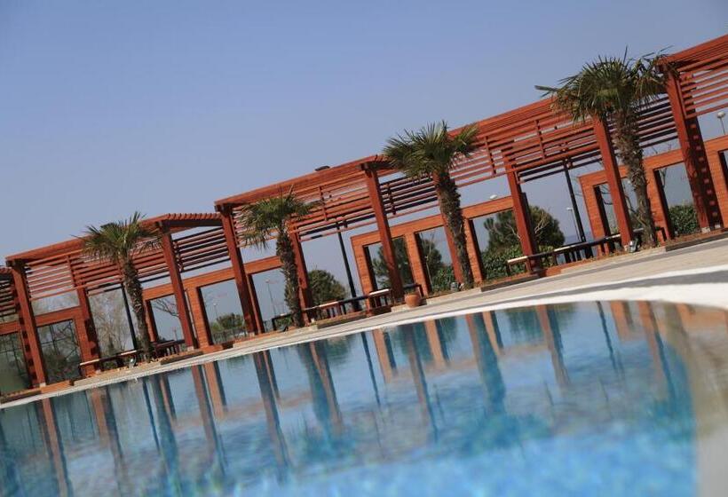 Kolin Hotel Spa & Convention Center