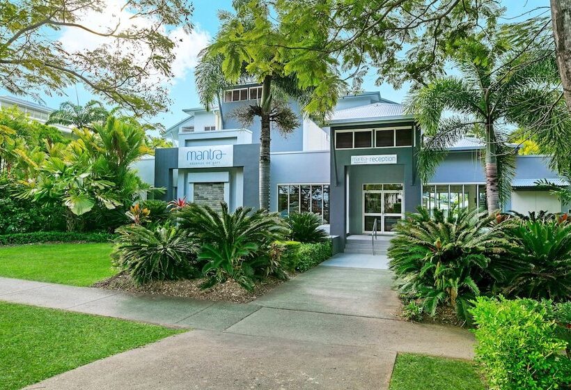 هتل Mantra Aqueous On Port