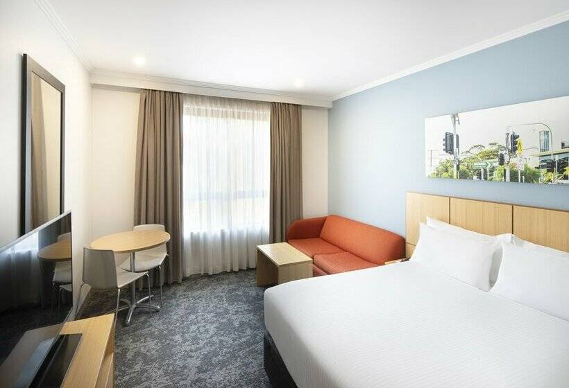 هتل Mercure Brisbane Garden City