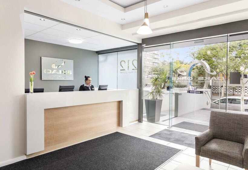 هتل Oaks Brisbane On Margaret Suites