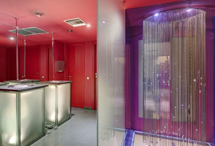 فندق Polis Grand