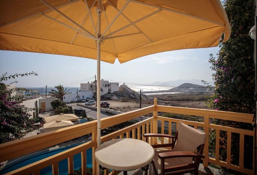 Proteas Hotel & Suites