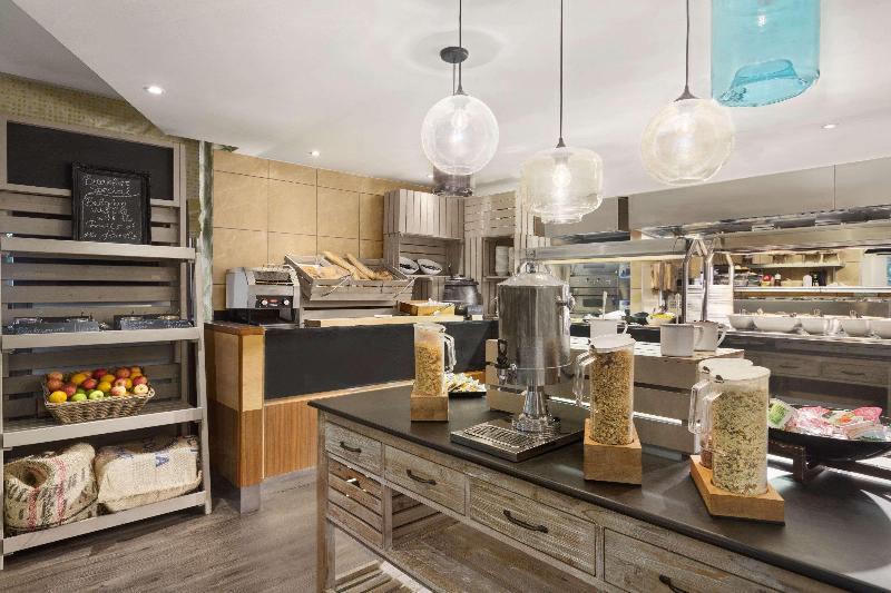 Ramada Hotel & Suites By Wyndham Coventry