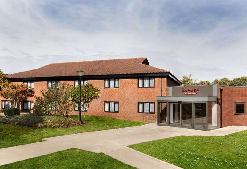 בית מלון כפרי Ramada Bristol West