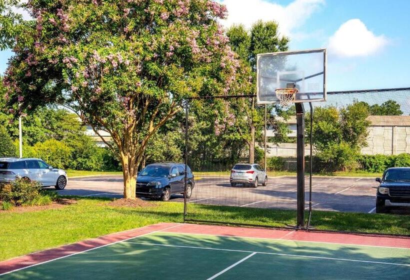 هتل Residence Inn By Marriott Chesapeake Greenbrier