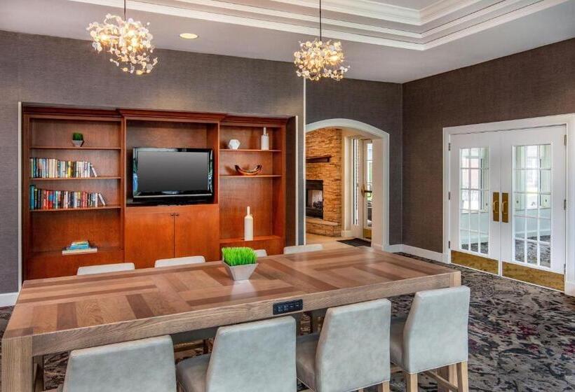 هتل Residence Inn By Marriott Chesapeake Greenbrier