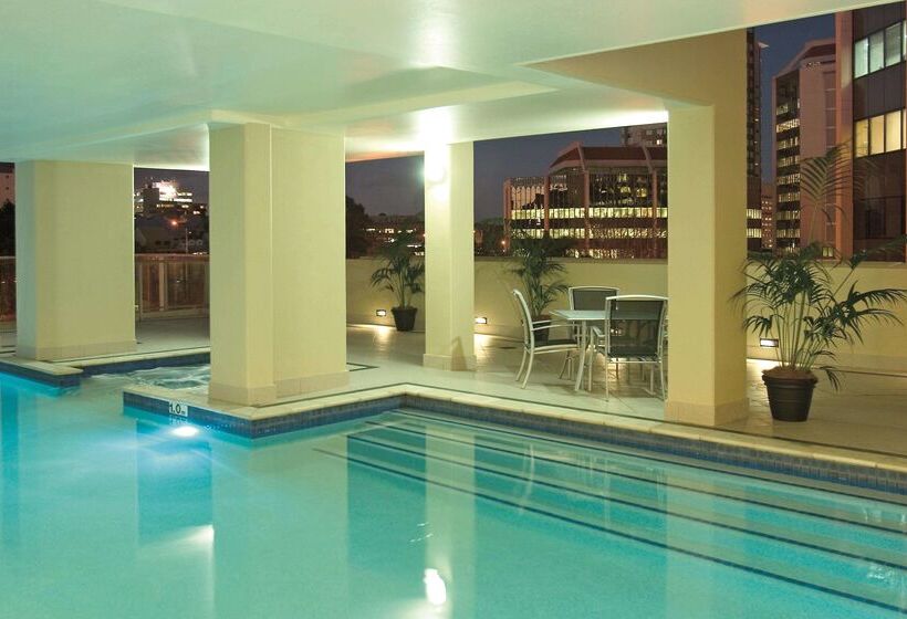 Oaks Brisbane Lexicon Suites