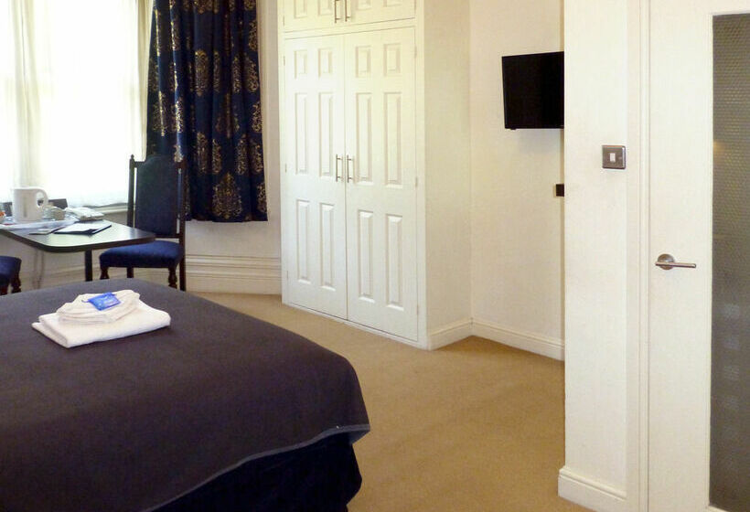 Отель Tunbridge Wells Retreat