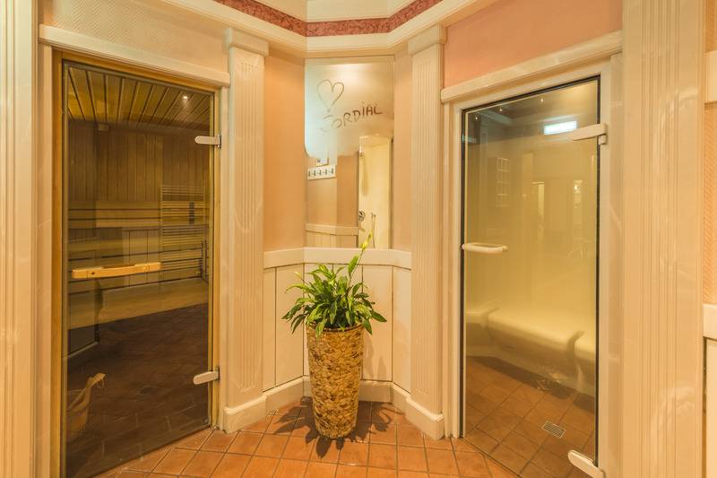 Cordial Hotel Going