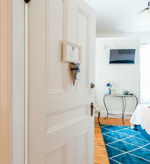 Heritage Quay Bed & Breakfast